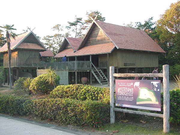 タイ　ランナータイの家