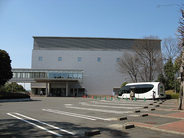 トヨタ博物館新館
