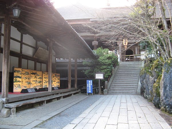 石山寺本堂